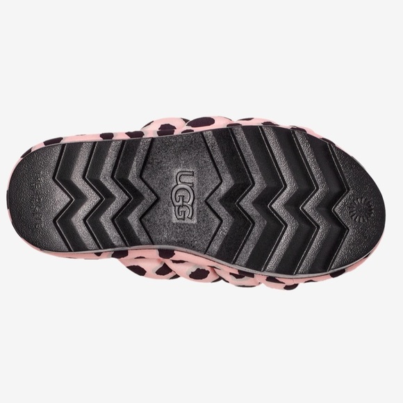 NWT UGG PINK LEOPARD PUFF SLIDES - Picture 4 of 5